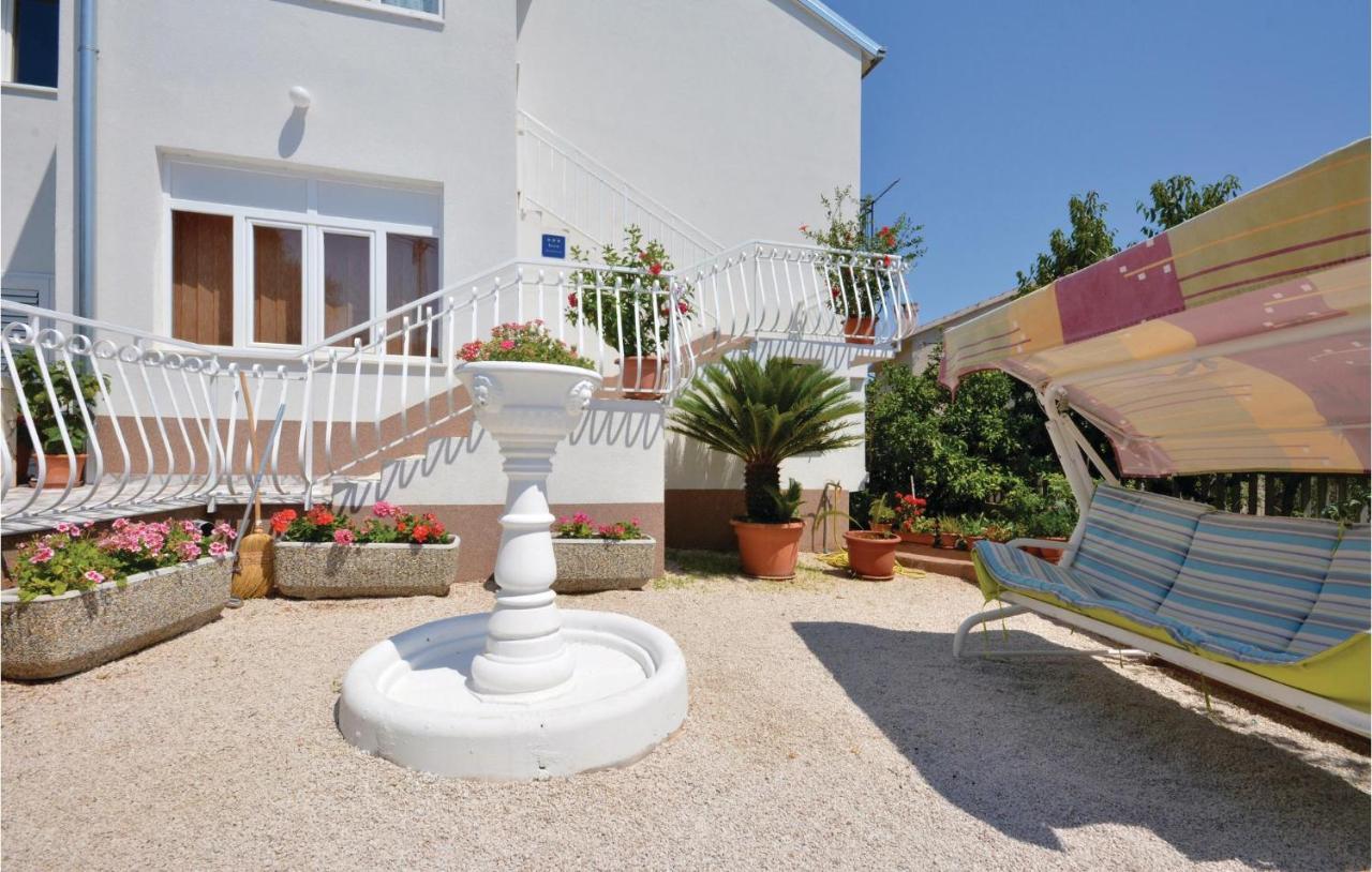 Gorgeous Apartment In Marina With Wifi Bagian luar foto