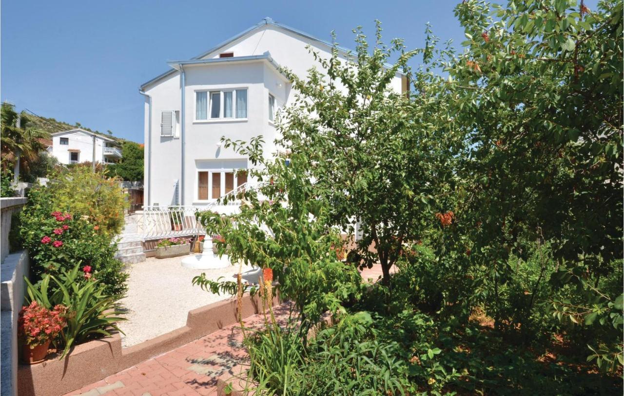 Gorgeous Apartment In Marina With Wifi Bagian luar foto
