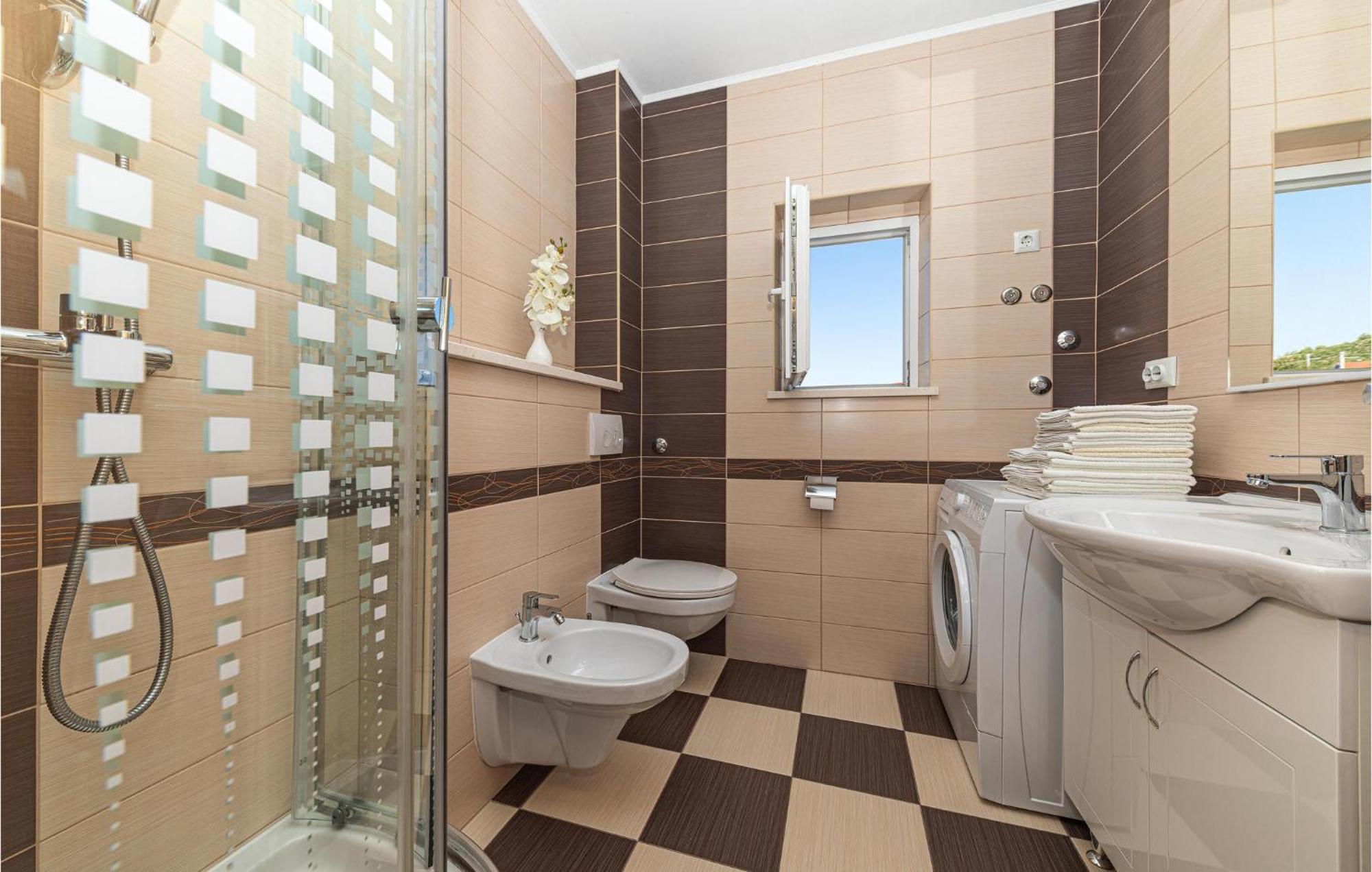 Gorgeous Apartment In Marina With Wifi Bagian luar foto